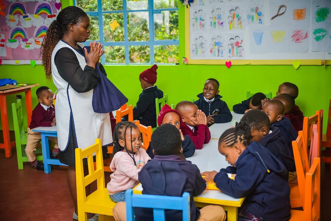 Green Hills School Champions Praying in Class